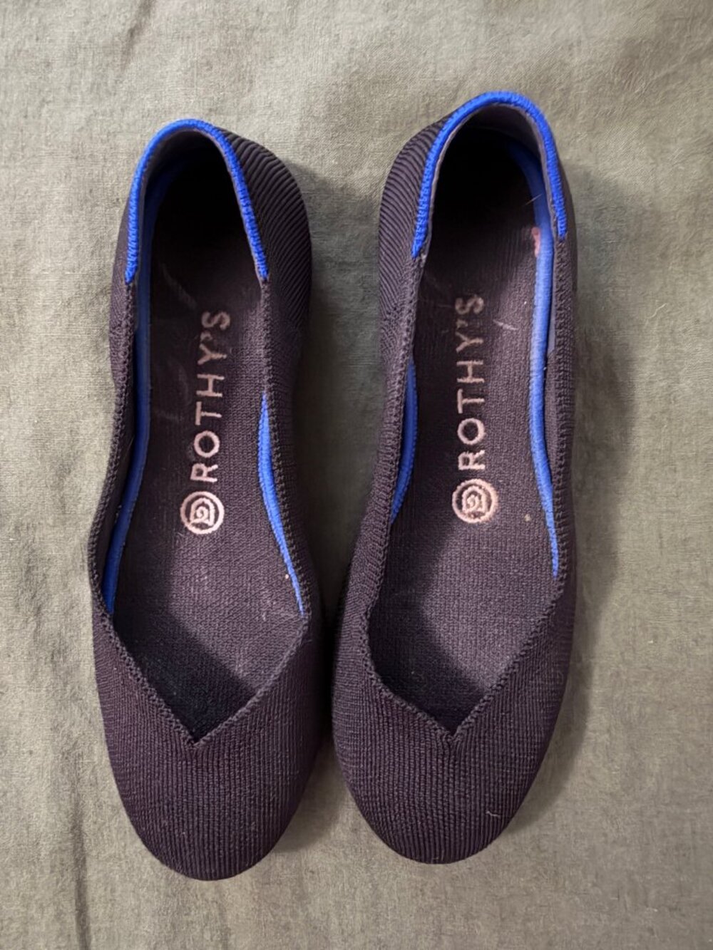 Rothy’s The Point Black Solid Blue Halo Pointed Toe Knit Flats Women’s 7.5